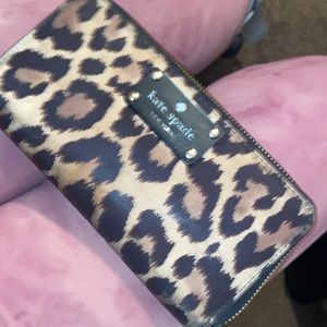Kate spade cheetah wallet